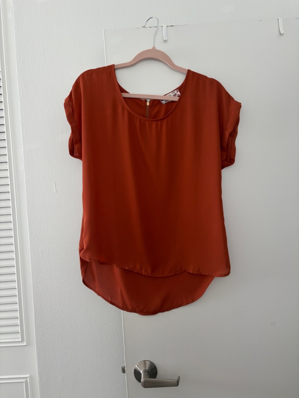 Pink Rose Terracotta Short-Sleeve Hi-Low Blouse